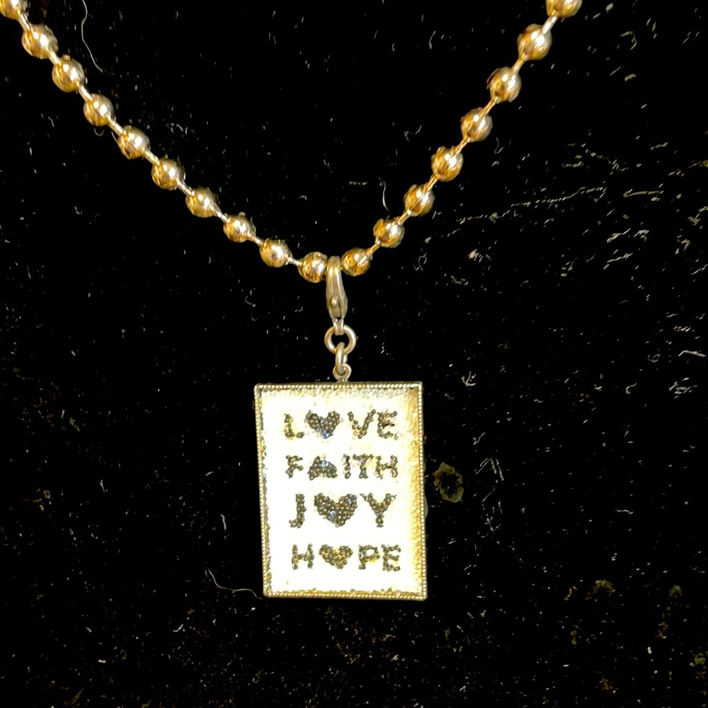 Sabika new retired Pendant Necklace